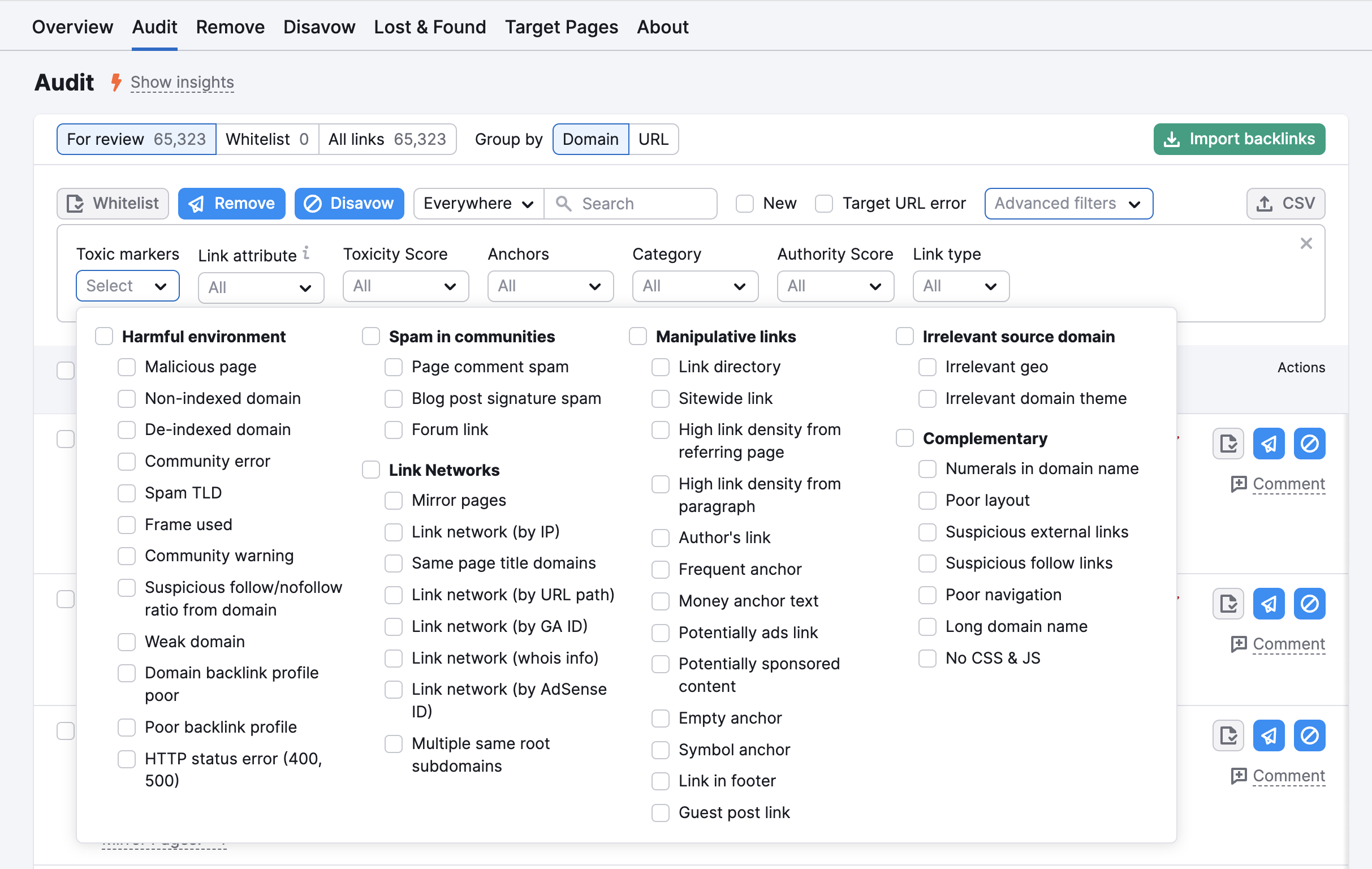 Backlink Audit interface showing the toxic markers filter open, with a dropdown menu containing checkbox options grouped by marker type.